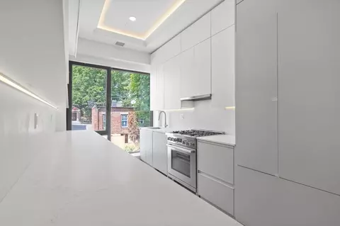 1578 Beacon St #302, Brookline, MA 02446
