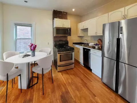 2 Mark St #3, Jamaica Plain, MA 02130