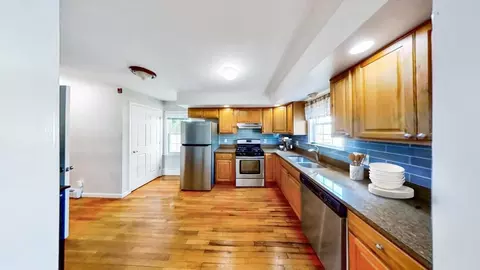 35 Juniper St #35-1, Boston, MA 02119