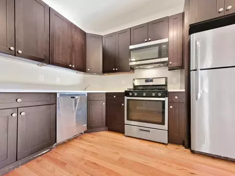 28 Arcadia St #2L, Boston, MA 02122