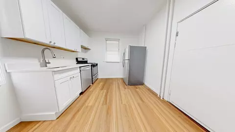 17 Pond St #17-2, Boston, MA 02130
