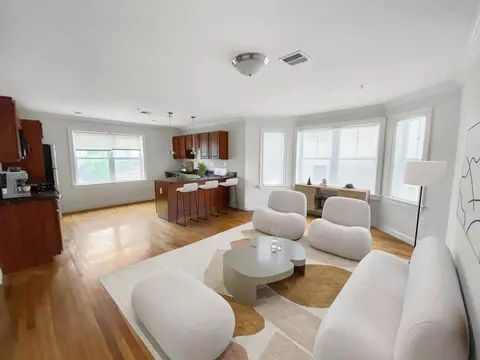 14 Notre Dame St #2, Boston, MA 02119