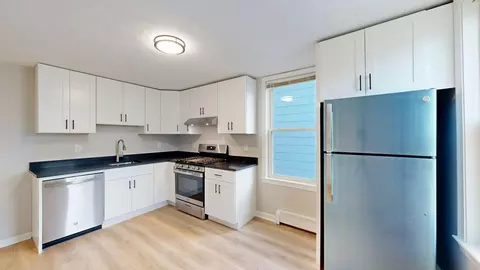 163 Hichborn St #4, Revere, MA 02151
