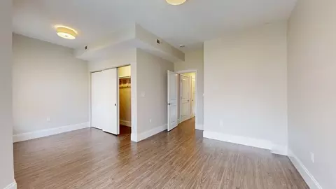 133 Paris St #1, Boston, MA 02128