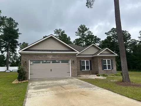 407 Tradewind Trl, Statesboro, GA 30458
