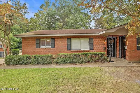 42214223 Hawthorne Ct, Jackson, MS 39206