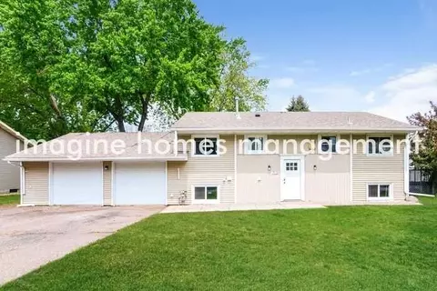 1924 Laramie Trl, Minneapolis, MN 55444