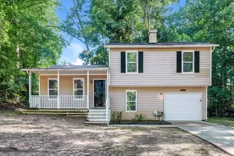5394 Greenhedge Ct, Stone Mountain, GA 30088