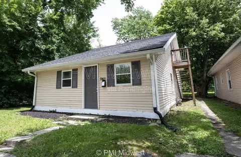 3165 Station St #B, Indianapolis, IN 46218