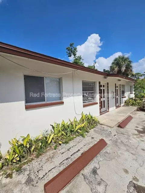 3814 Desoto Ave, Fort Myers, FL 33916