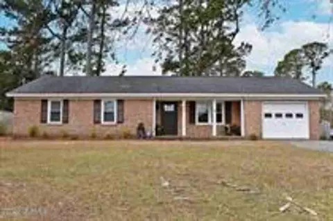 1009 Kenningston St, Wilmington, NC 28405