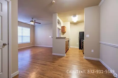 1633 Wilson Rd #LWV1, Conroe, TX 77304