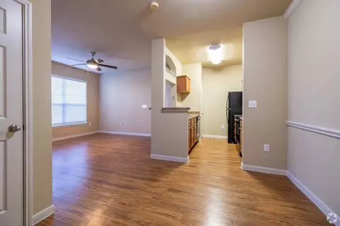 1633 Wilson Rd #LWV1, Conroe, TX 77304