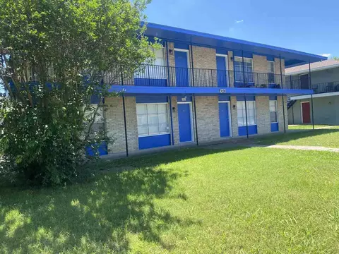3024 Tudor Ln #102, Irving, TX 75060