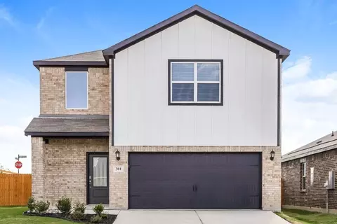 301 Patton Ln, Venus, TX 76084
