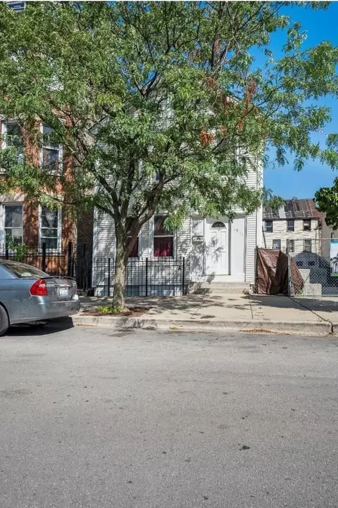1911 S May St #2, Chicago, IL 60608