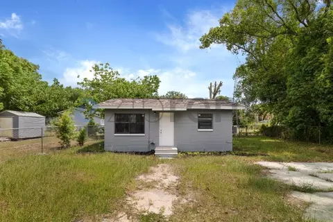 1715 Martin Luther King Jr Blvd, Bartow, FL 33830