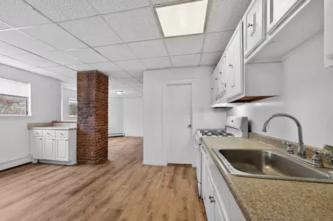 42 Almont St #3R, Medford, MA 02155