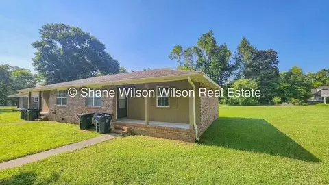 41 Sherry Ct, Chickamauga, GA 30707