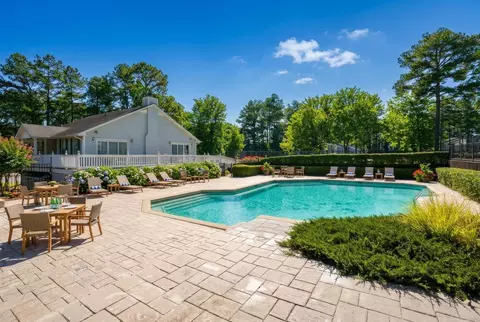 603 Chase Ridge Dr, Riverdale, GA 30296