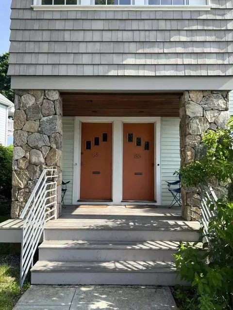 86 Boylston St, Watertown Town, MA 02472