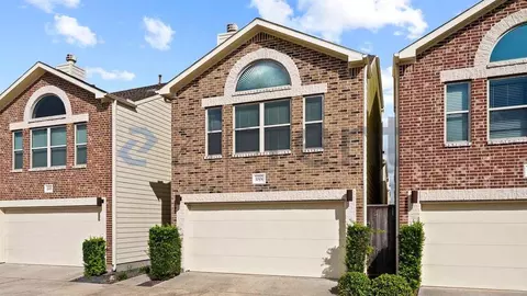 11504 Main Elm Dr, Houston, TX 77025