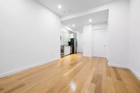 43 Exchange Pl #Q, New York, NY 10005