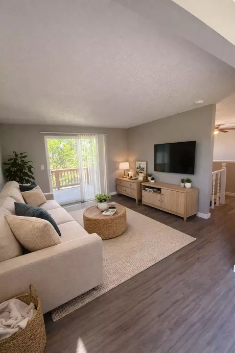 910 S 42nd Ave #D1, Yakima, WA 98908