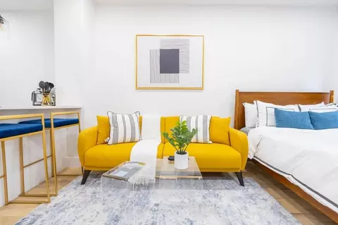 1597 York Ave #1021929P, New York, NY 10028