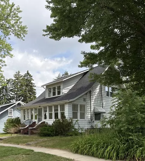 225 N Main St, Brooklyn, MI 49230