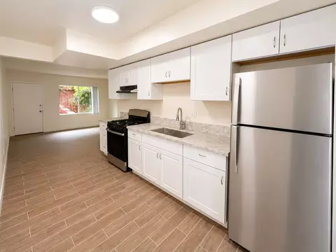 14026 Paramount Blvd #11, Paramount, CA 90723 photo 2