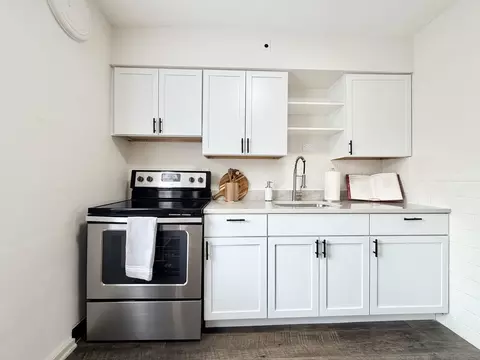 5952 Nagel Ave #2E, Saint Louis, MO 63109