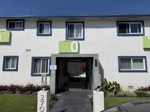 2700 Abbot Kinney Blvd #8, Los Angeles, CA 90291
