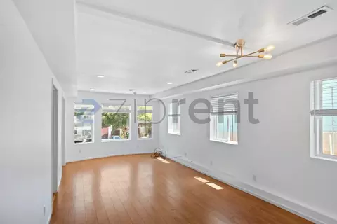 3123 Harrison St, Oakland, CA 94611