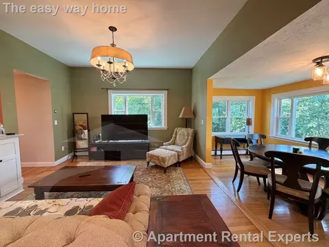 82 Munroe St #12, Somerville, MA 02143
