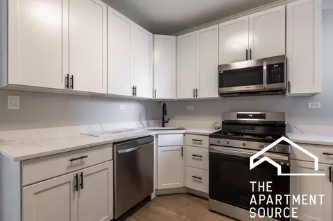 1354 W Carmen Ave #1F, Chicago, IL 60640