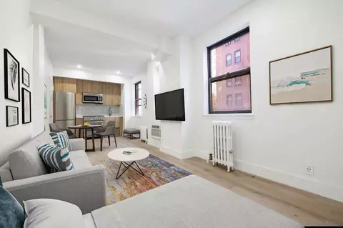 138 E 38th St #12D, New York, NY 10016