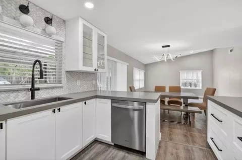 3068 NW 25th Way, Boca Raton, FL 33434