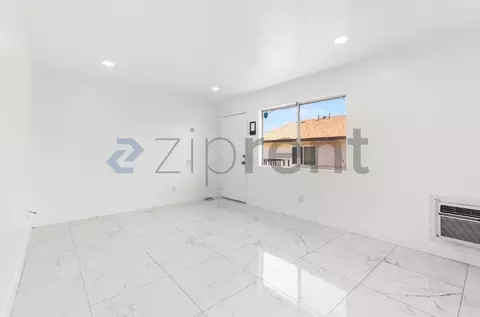 3634 S Barcelona St #6, Spring Valley, CA 91977