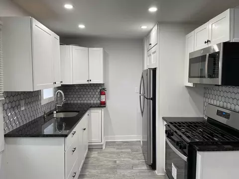 155 W Main St #3, Rahway, NJ 07065