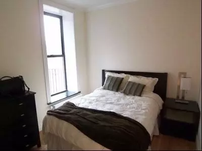 202 E 13th St #2H, New York, NY 10003