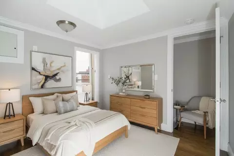 68 Clinton St #4B, New York, NY 10002