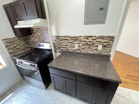 75 Sherman Ave #2D, New York, NY 10040