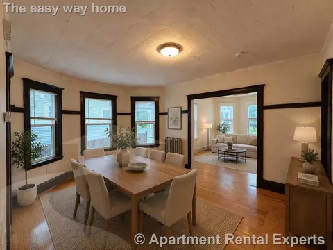 126 Auburn St #1, Medford, MA 02155