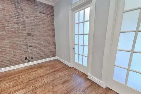 232 W 14th St #3B, New York, NY 10011
