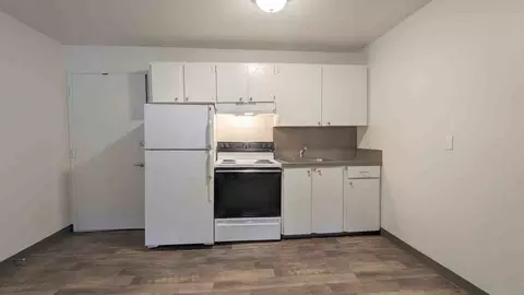 10 S Porter St, Portland, OR 97201