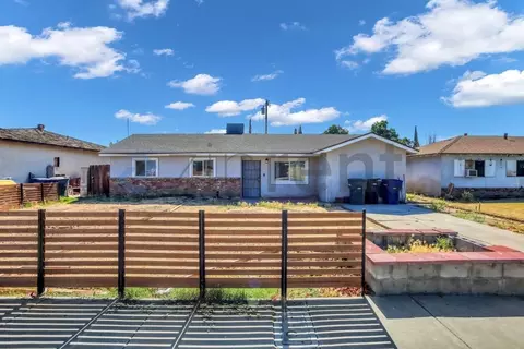 11103 11th Ave, Hanford, CA 93230