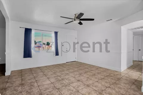 11103 11th Ave, Hanford, CA 93230