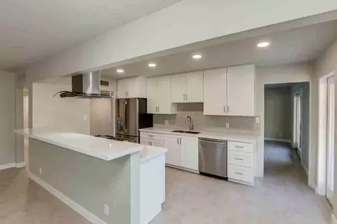 554 W 19th St, Tempe, AZ 85281