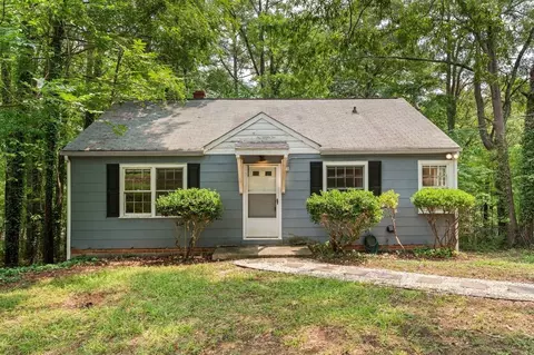 1208 Hillview Rd, Chapel Hill, NC 27514